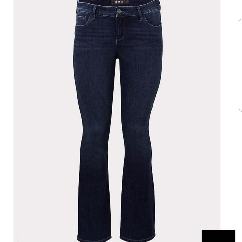 Dark wash 18 tall boot cut jeans EUC